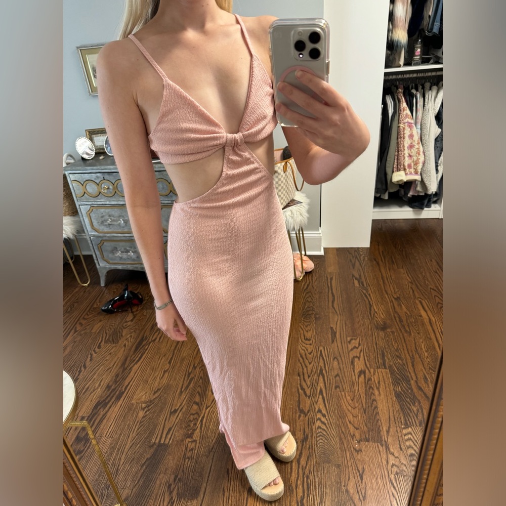 Cut-Out Dress, Gauze-like and Lightweight